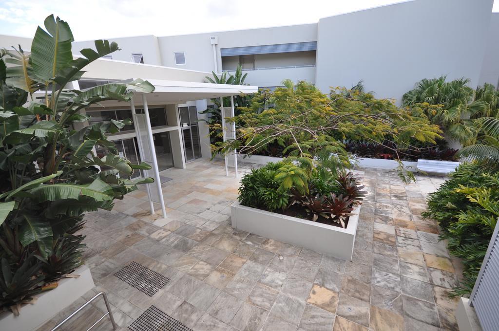Chancellor Lakeside Apartments Gold Coast Esterno foto