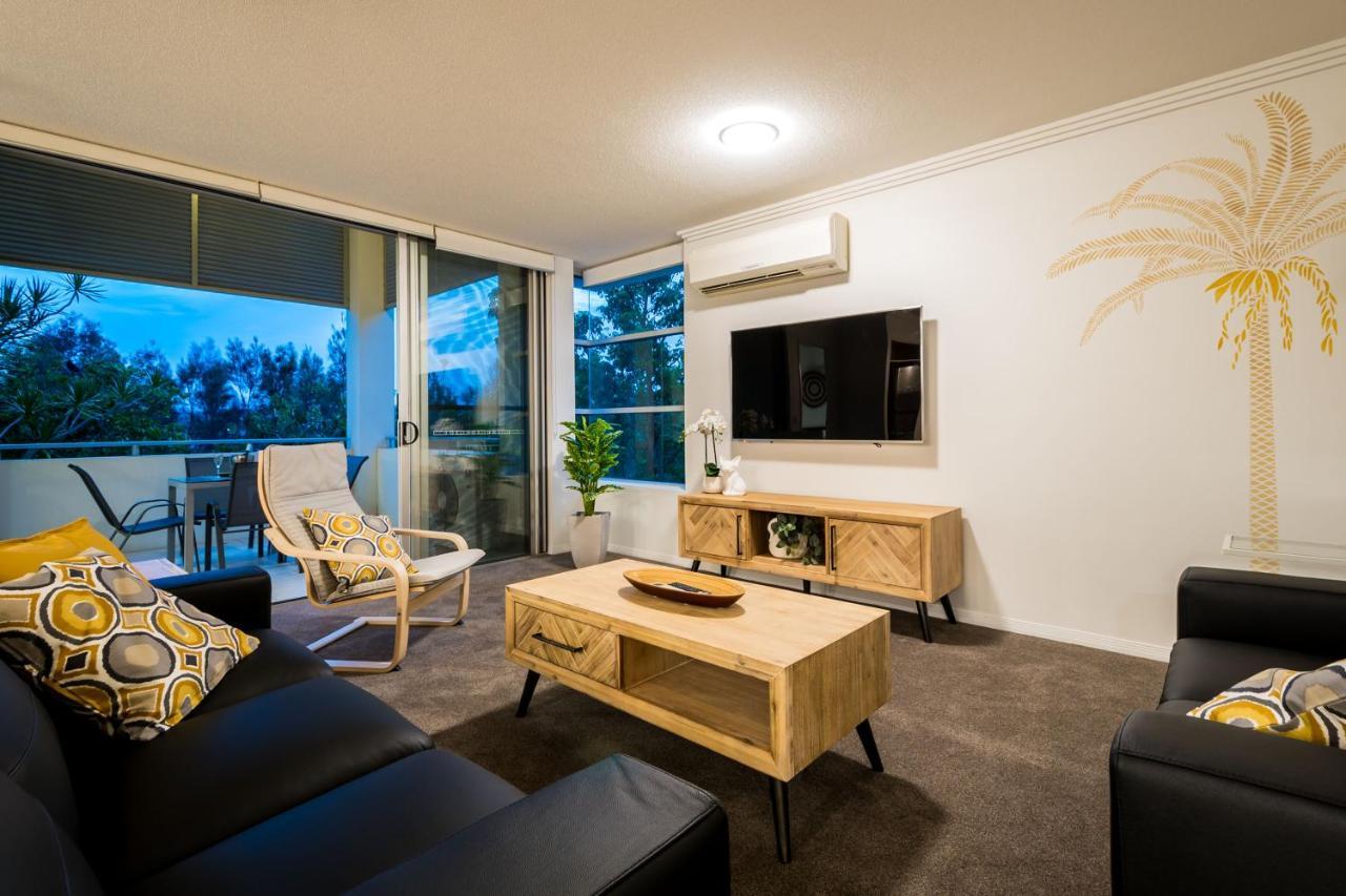 Chancellor Lakeside Apartments Gold Coast Esterno foto